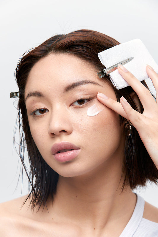 ¿Por qué incluir cafeína en tu rutina de skincare?